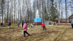 Мы за чистоту: В селе Юрово в рамках всероссийской недели субботников прошли акции «Долг и память» и «Зелёная весна»