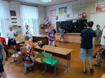 Светофор, знаки и рисунки: День ПДД в пришкольном лагере прошел насыщенно